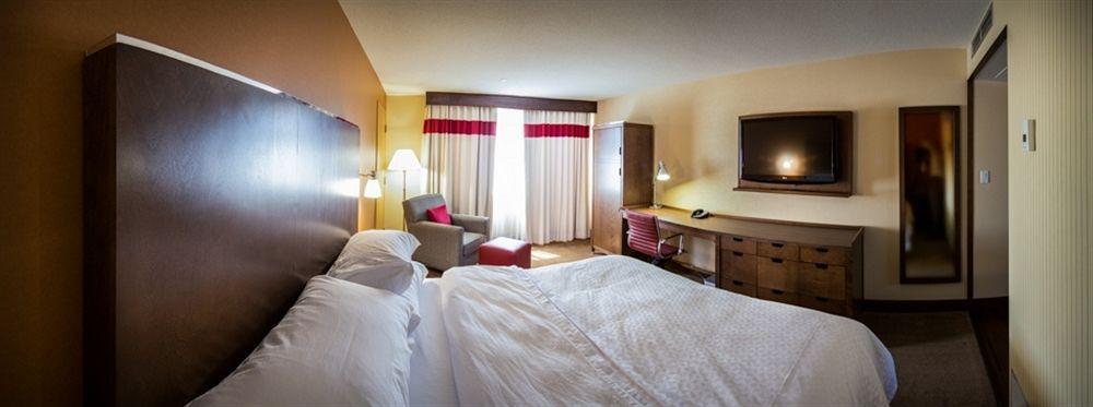 Four Points By Sheraton Edmundston Hotel & Conference Center Экстерьер фото