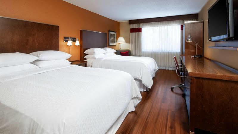 Four Points By Sheraton Edmundston Hotel & Conference Center Экстерьер фото